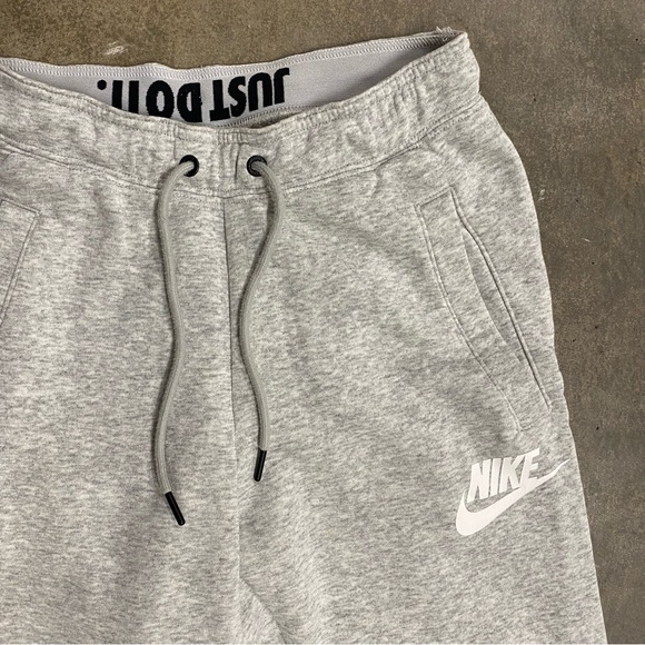 nike heather gray joggers sweatpants size xs - Picture 2 of 3